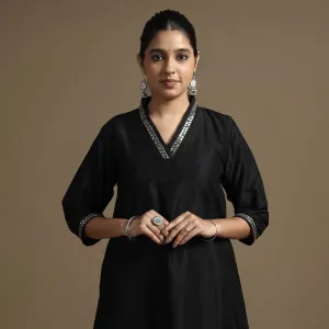 Black - Plain Solid Slub Silk A-Line Kurta with Beadwork Hand Embroidery Lace